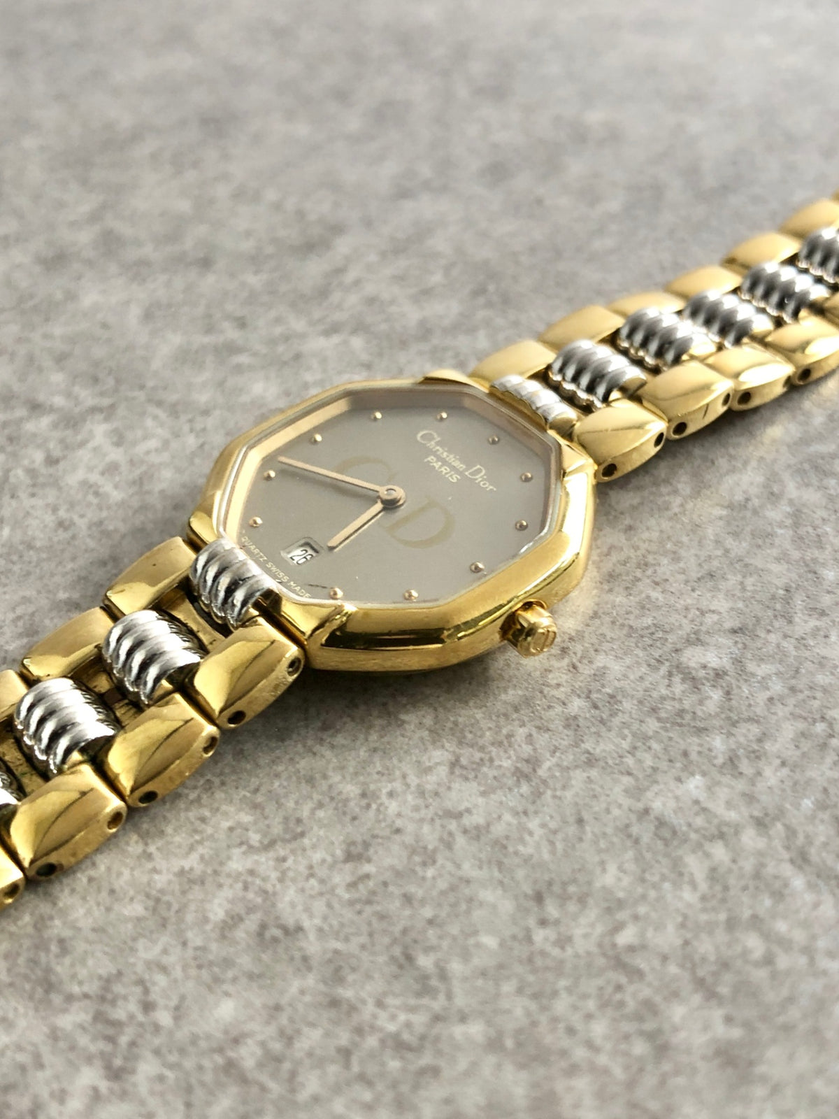 Christian Dior Logo Octagon Quartz Watch Gold D48⁻133 Vintage y8i88y