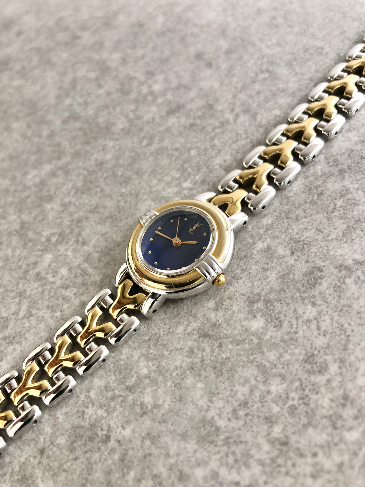 Yves Saint Laurent YSL Logo Watch Silver×Gold 5430-F43089 Vintage zbnrnv