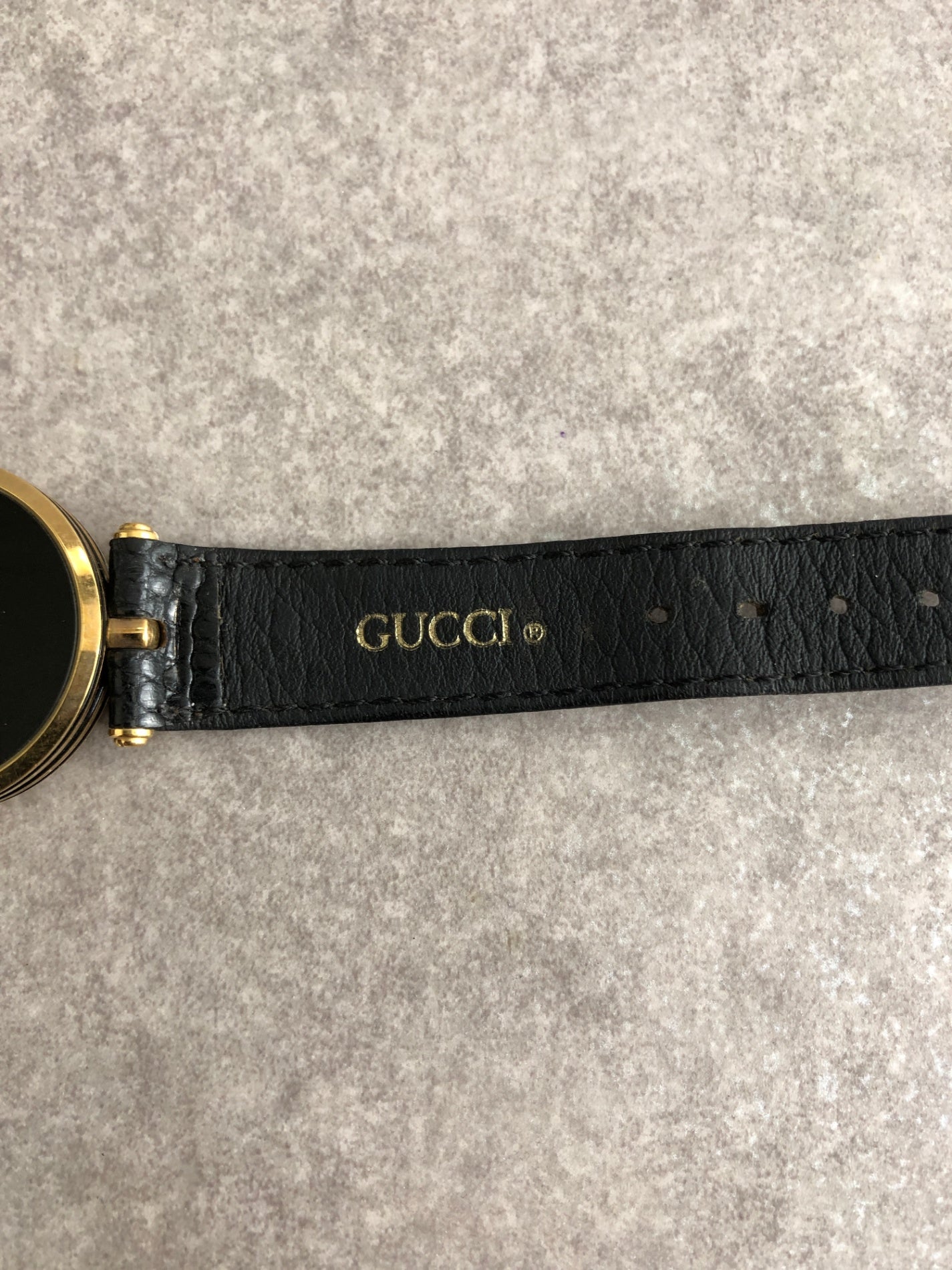 GUCCI Logo Watch Black×Gold Vintage 8bm2vw