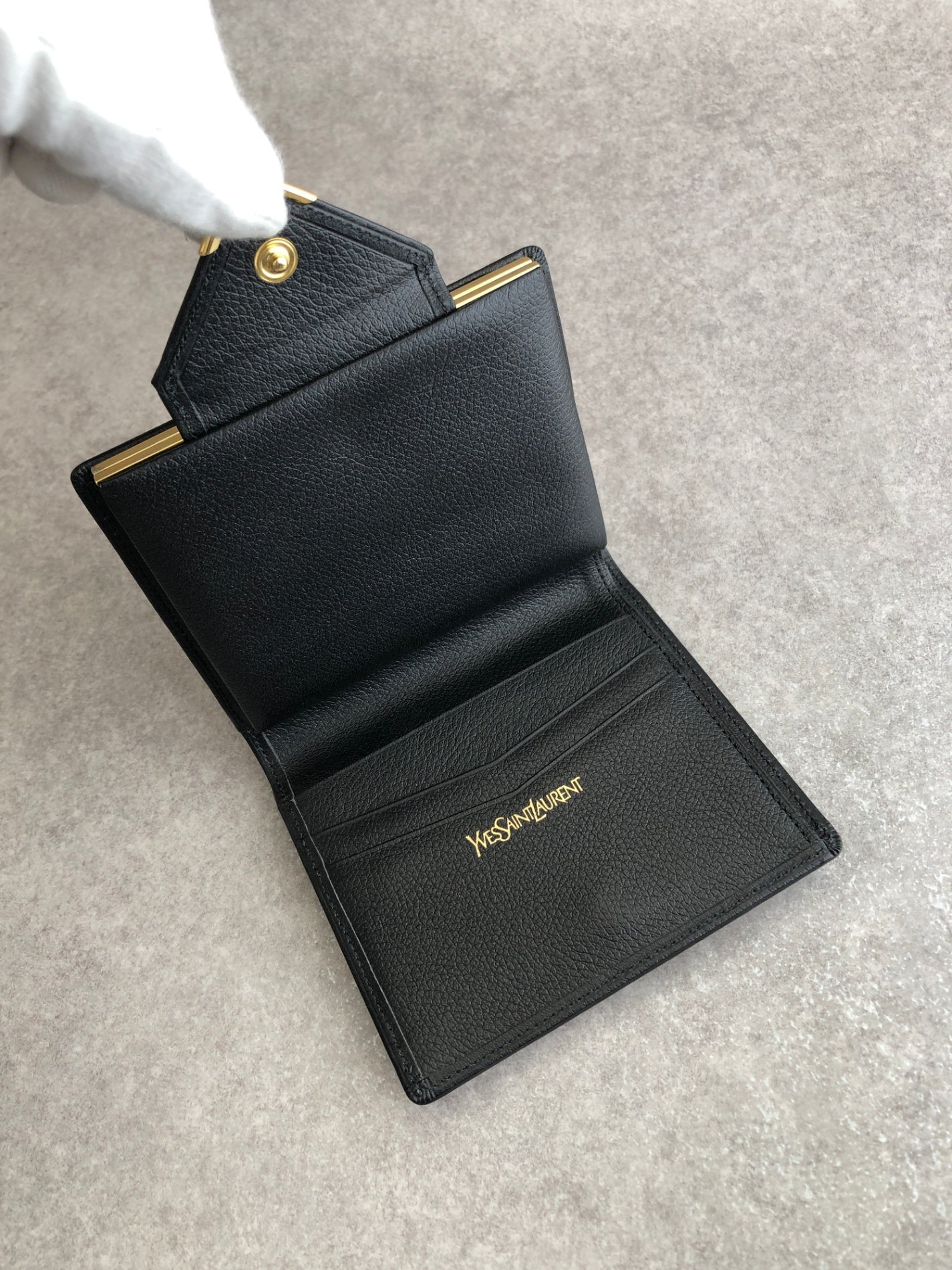 Yves Saint Laurent YSL Logo Folded Wallet Black Vintage 7ytsz4
