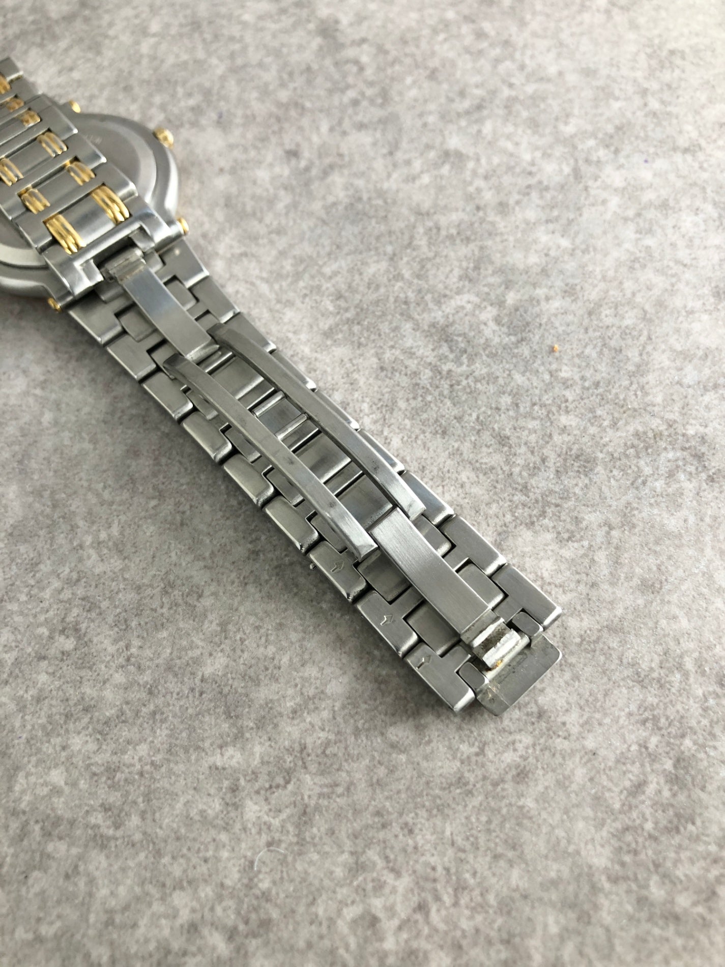 GUCCI Logo Quartz Watch Silver×Gold 9000G Vintage gmtubj