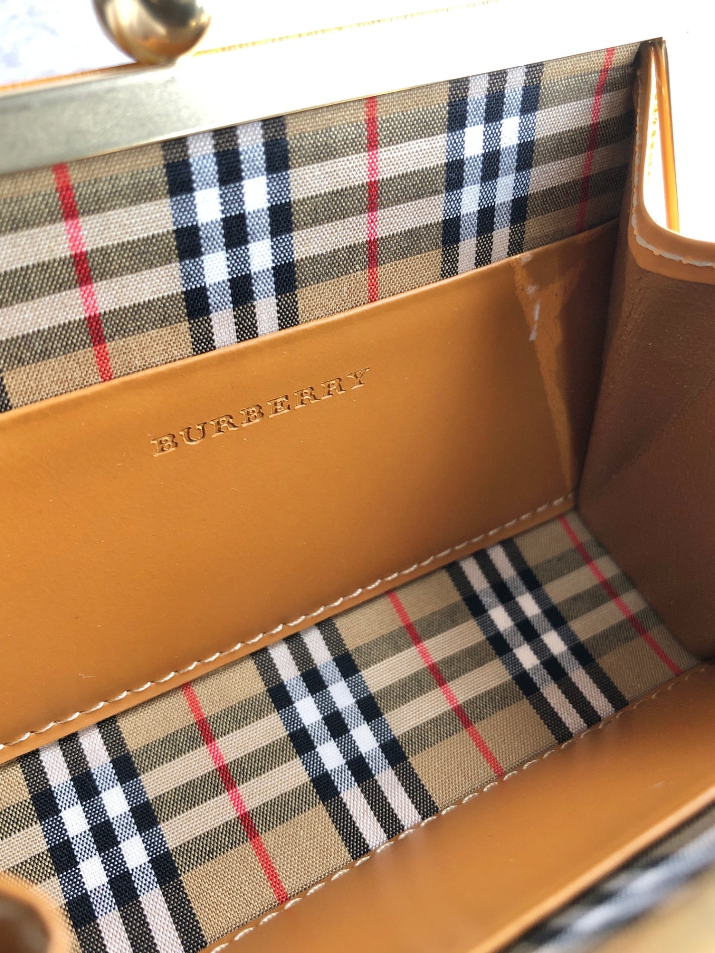 BURBERRY Logo Metal Clasp Coin Purse Yellow Vintage m834hs