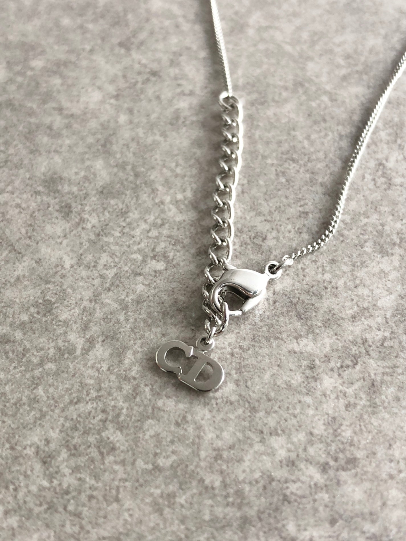 Christian Dior Logo Motif Necklace Silver Vintage 7dbn6v