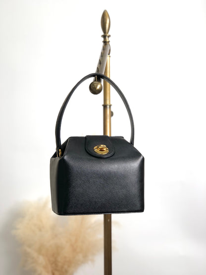 GIVENCHY Turn Lock Handbag Black Vintage zrhm8a