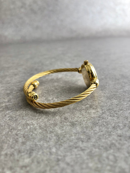 GUCCI Logo Bangle Quartz Watch Gold 2700.2.L Vintage 58benr