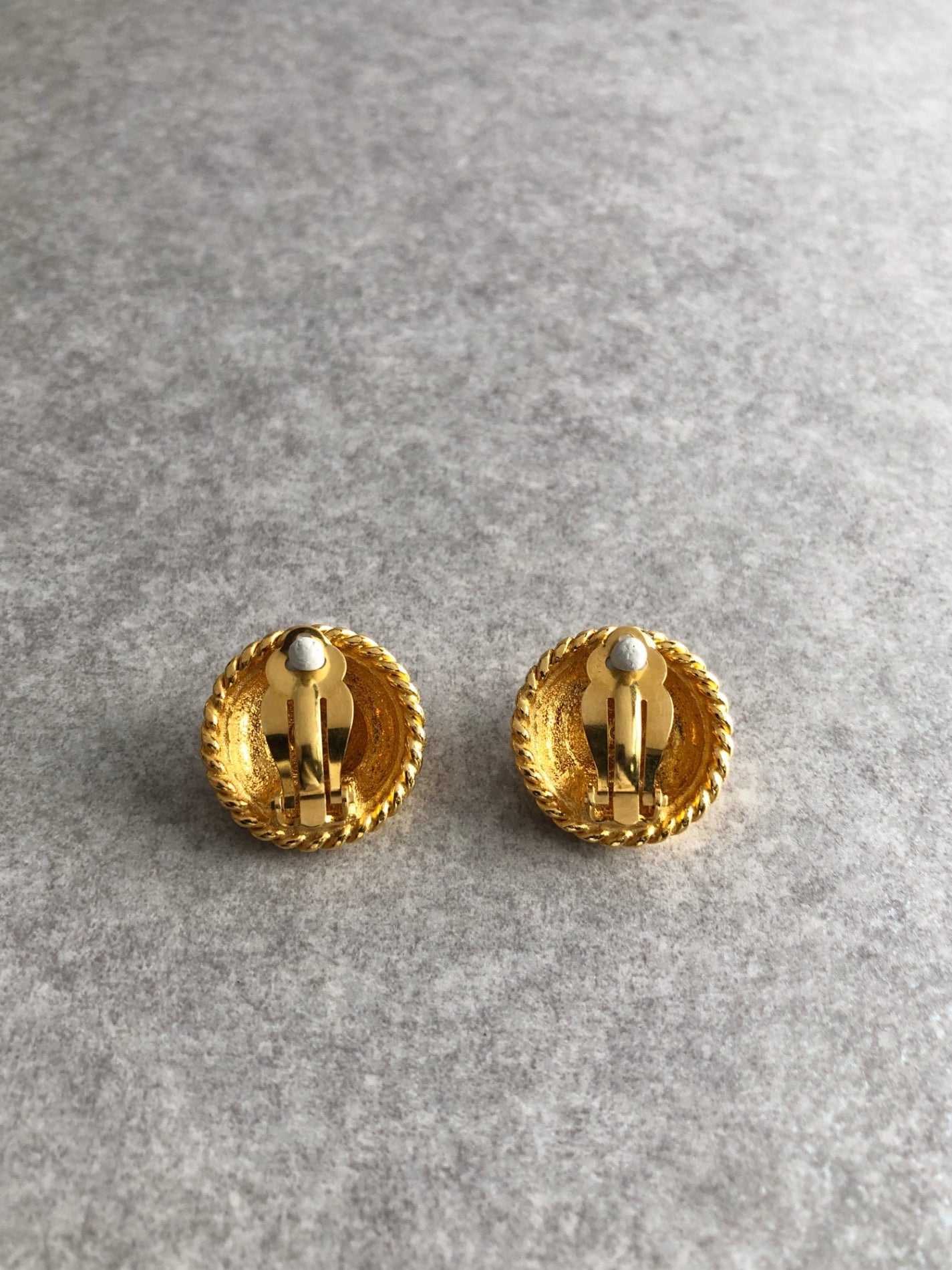 CHANEL Logo Earrings Gold Vintage skd4yf