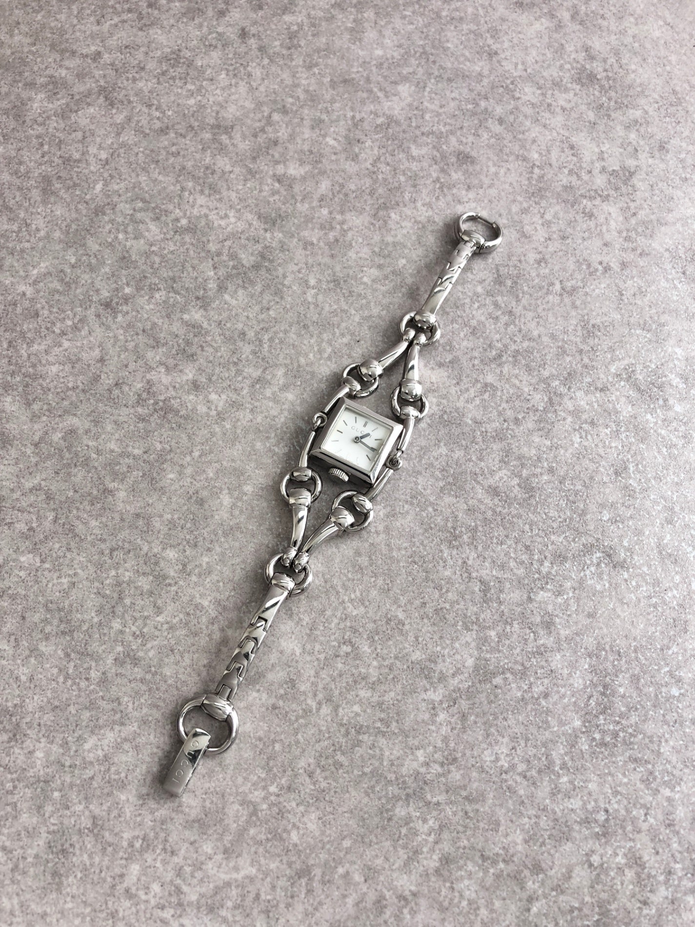 GUCCI Quartz Watch Silver Vintage 2vifvk