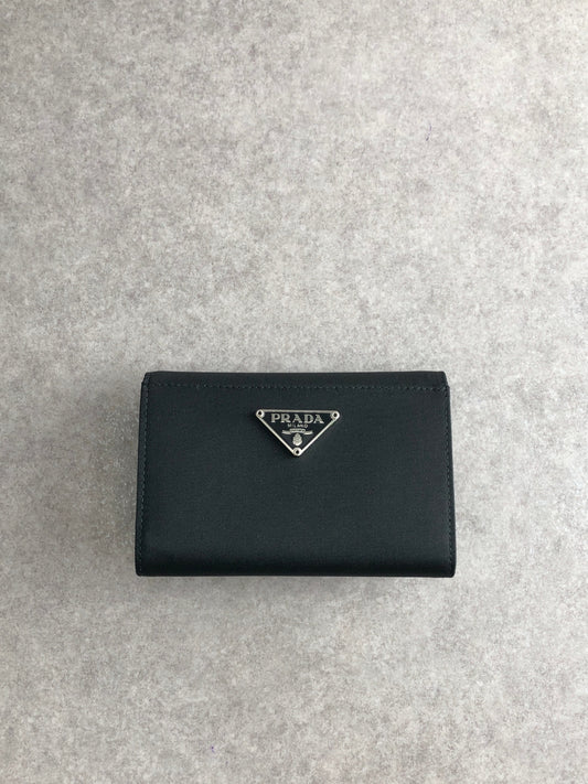 PRADA Tessuto Triangle Logo Trifold Wallet Black Vintage d6ehtk