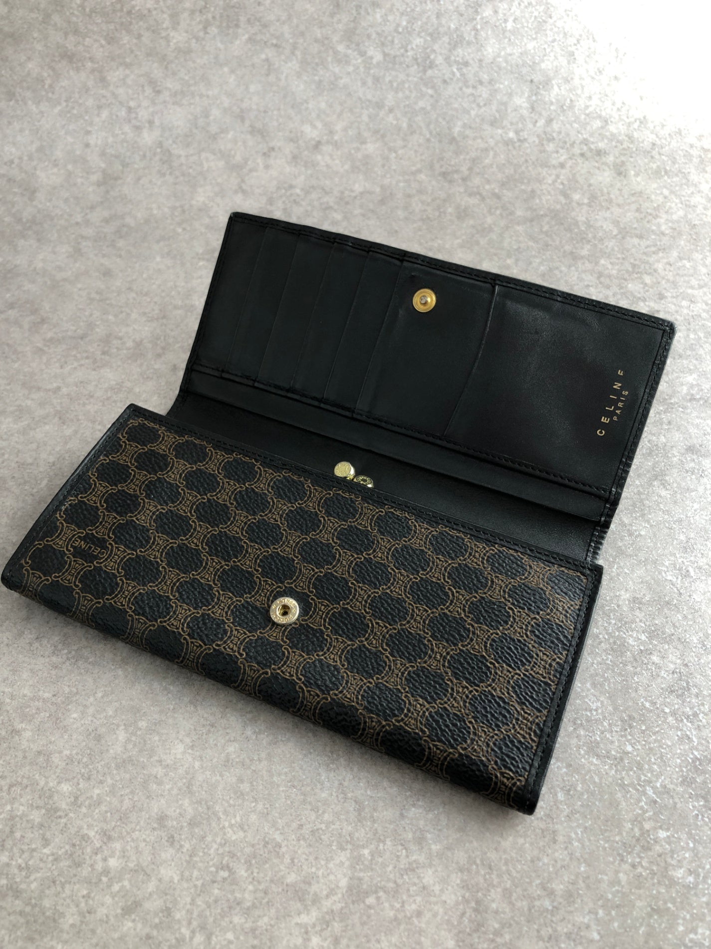 CELINE Macadam Blason Long Wallet Black Vintage d3z87w