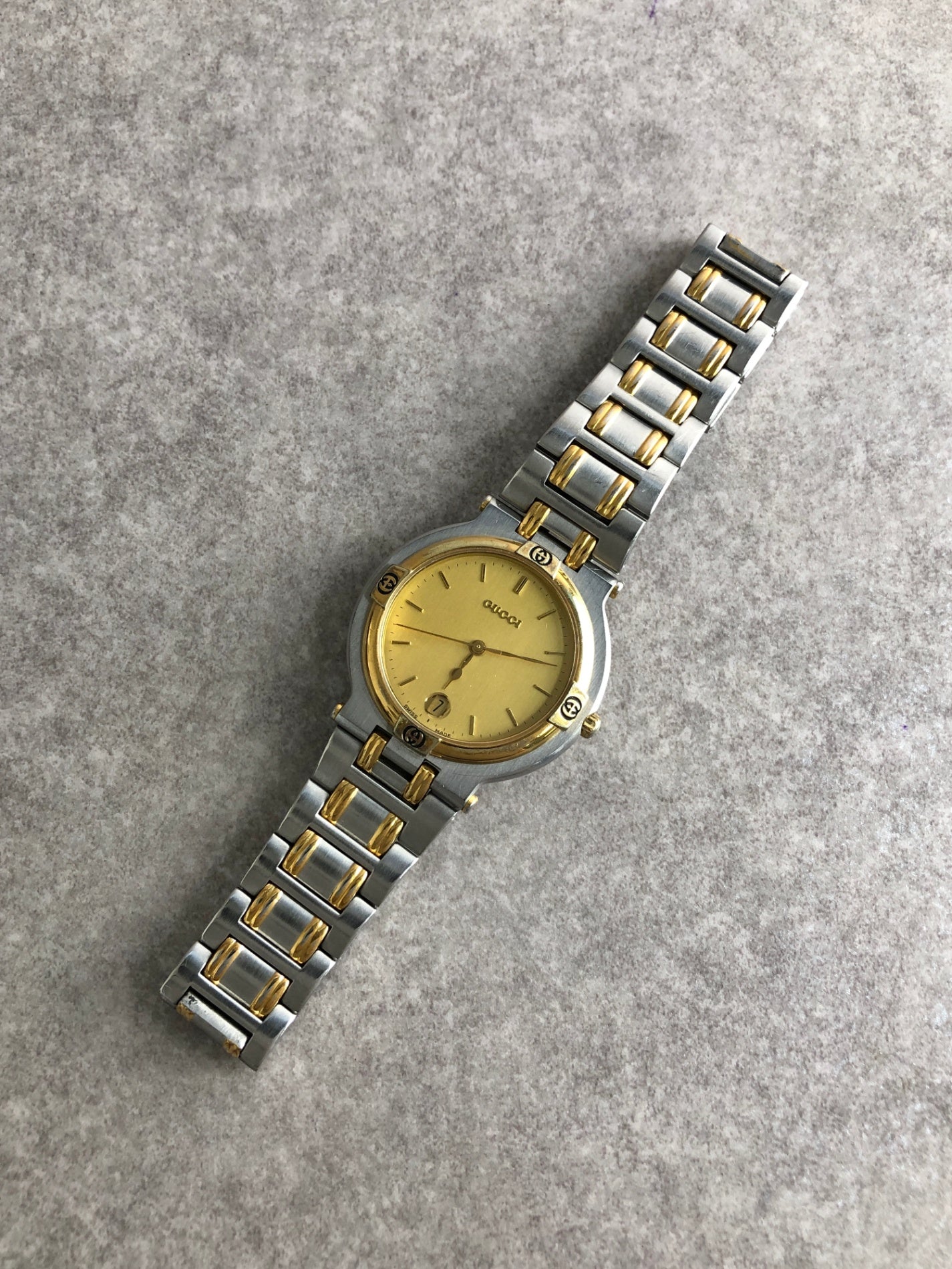 GUCCI Logo Quartz Watch Silver×Gold 9000G Vintage gmtubj