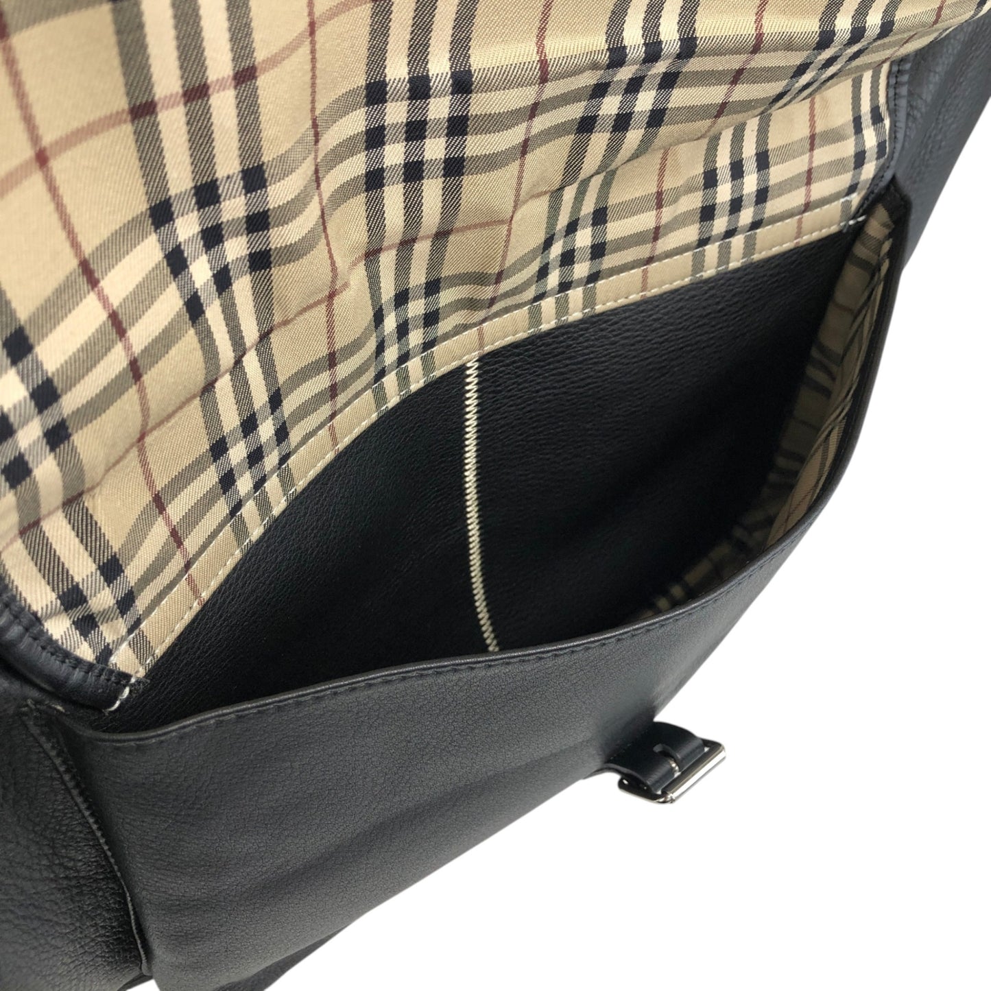 BURBERRY Front Buckle Shoulder bag Black Vintage tpmx3y