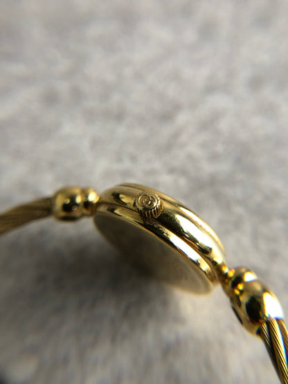 GUCCI Logo Bangle Quartz Watch Gold 2700.2.L Vintage 6sahkm
