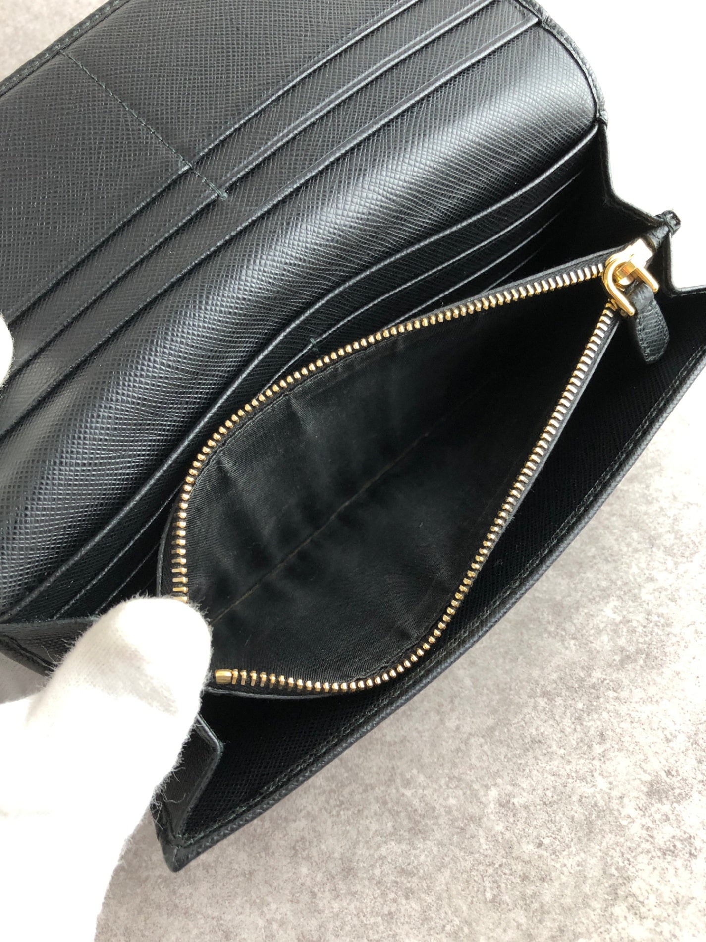 PRADA Triangle Logo Folded Wallet Black Vintage mia8ai