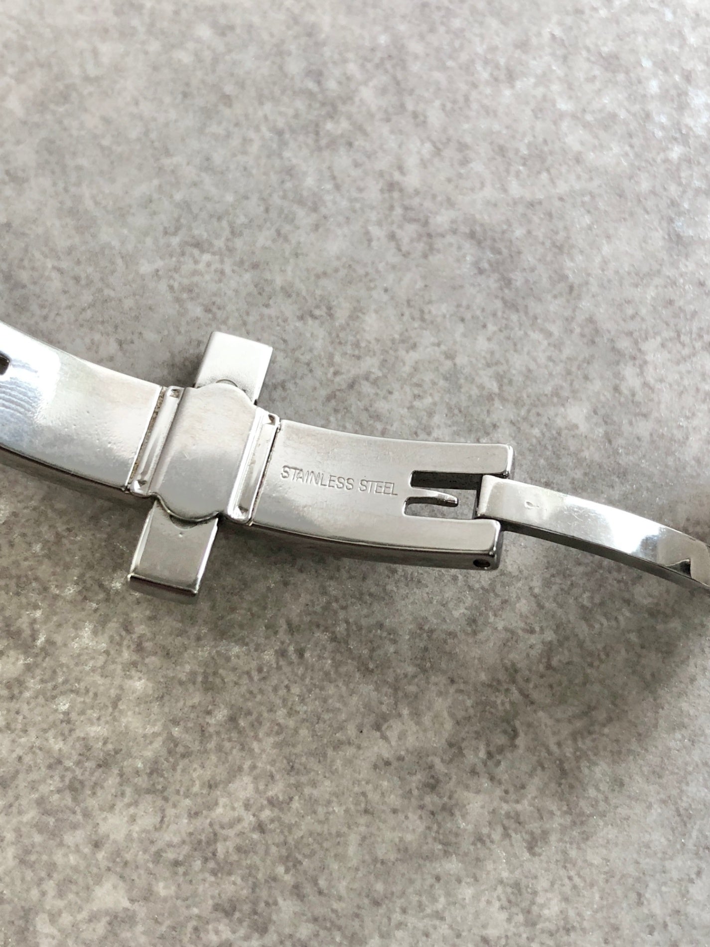 GUCCI Quartz Watch Silver 2305L Vintage njryxd