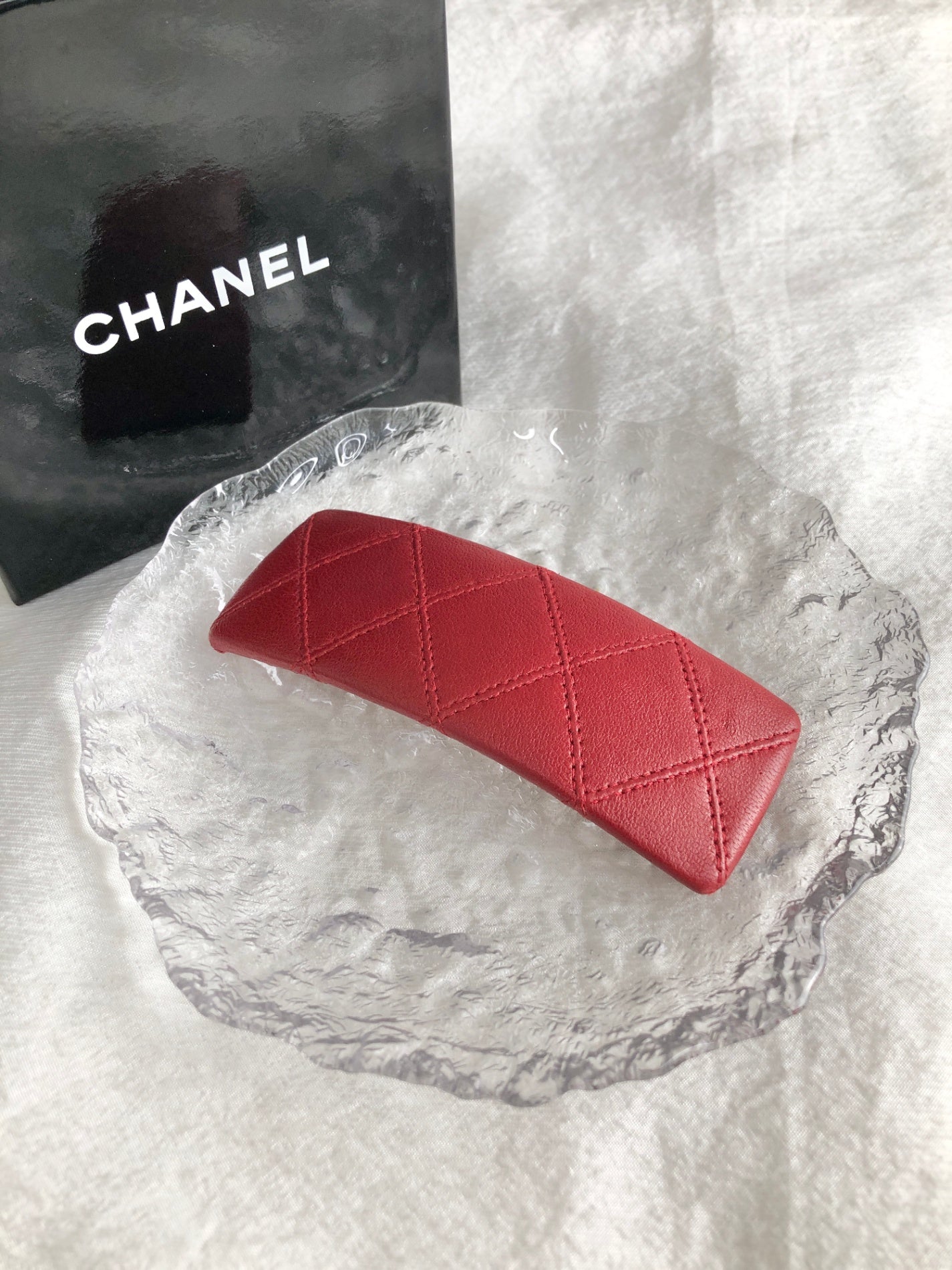 CHANEL Barrette Red Vintage cixz7n