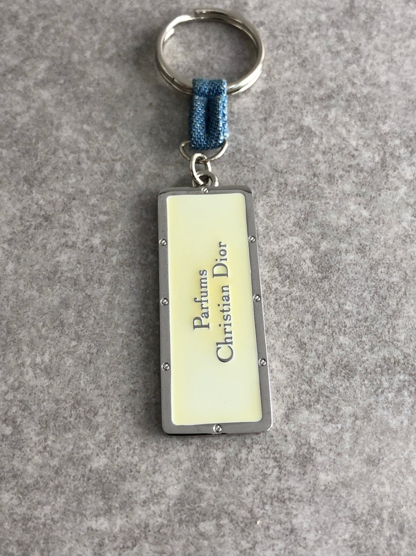 Christian Dior Logo Charm Beige MISS Dior Vintage c3xifw