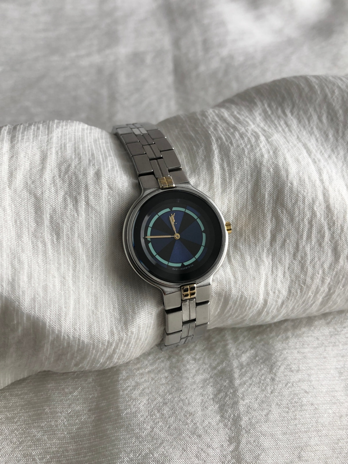 Yves Saint Laurent YSL Logo Quartz Watch Silver×Blue Vintage g2xkhm