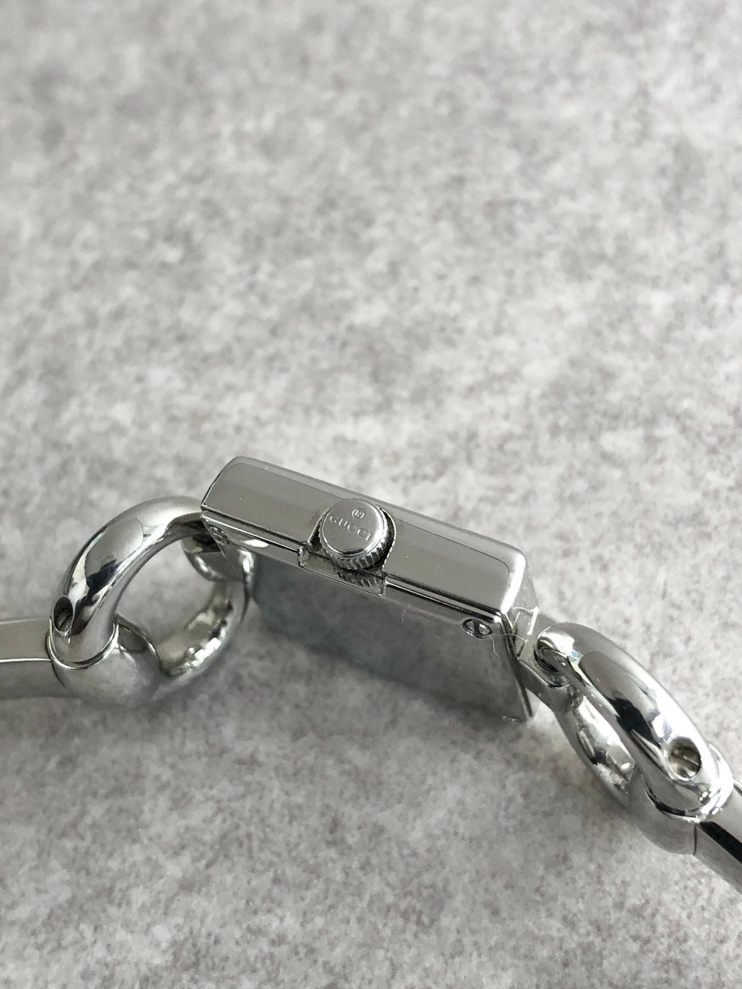 GUCCI Logo Watch Silver 120 Vintage j3uxrw