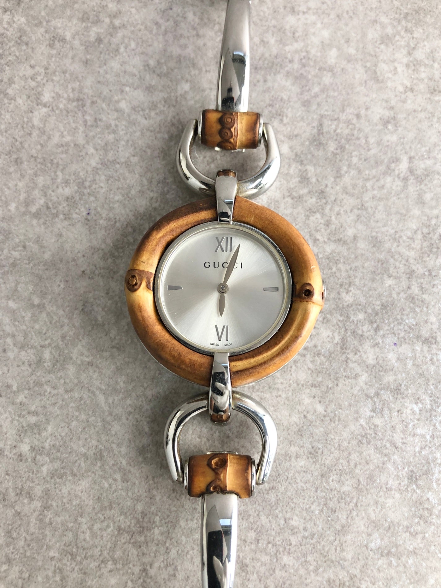 GUCCI Bamboo Logo Quartz Watch Silver132.4  Vintage 6bk2ey