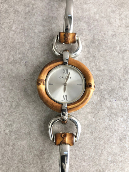 GUCCI Bamboo Logo Quartz Watch Silver132.4  Vintage 6bk2ey