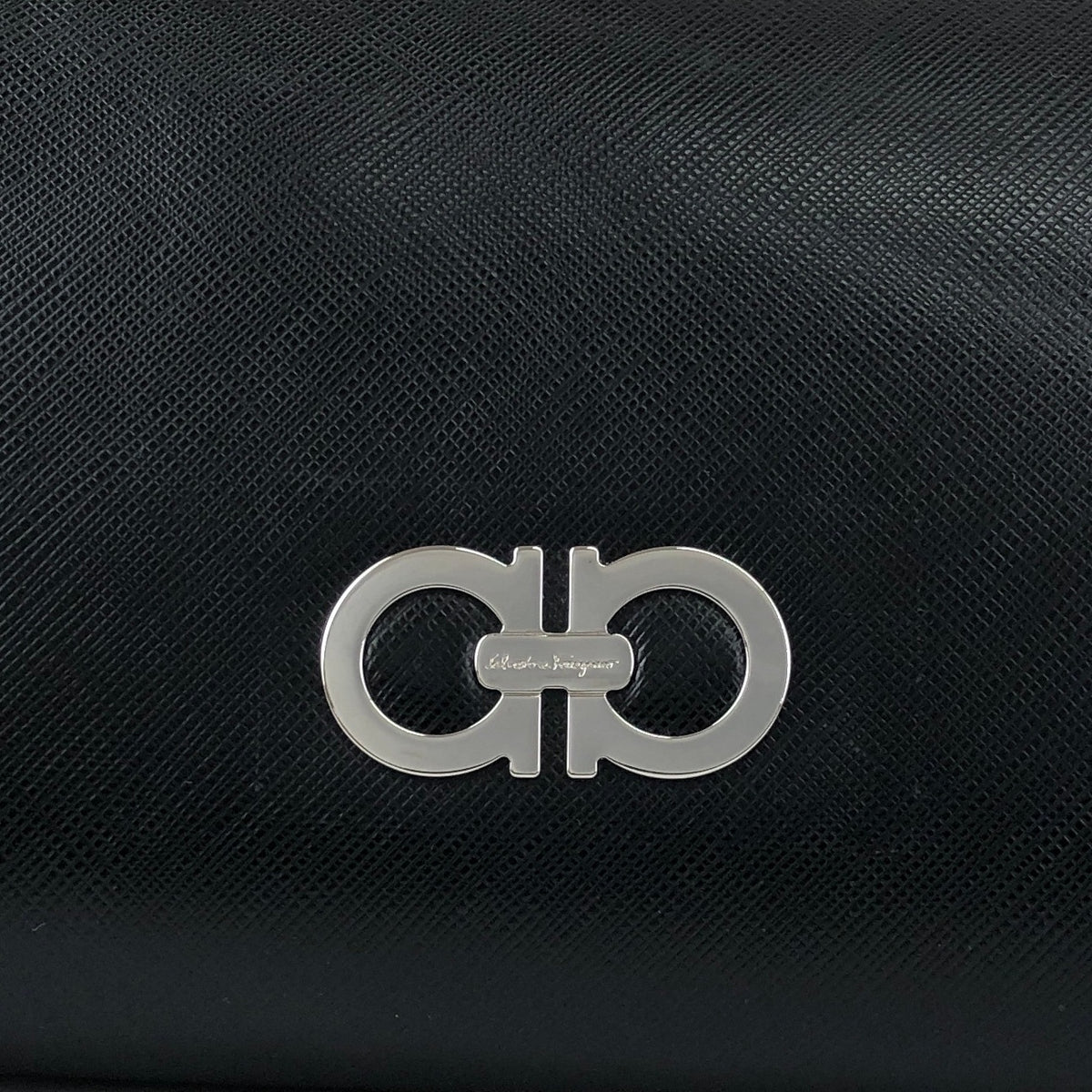 Salvatore Ferragamo Gancini Shoulder bag Black Vintage 52xyvd