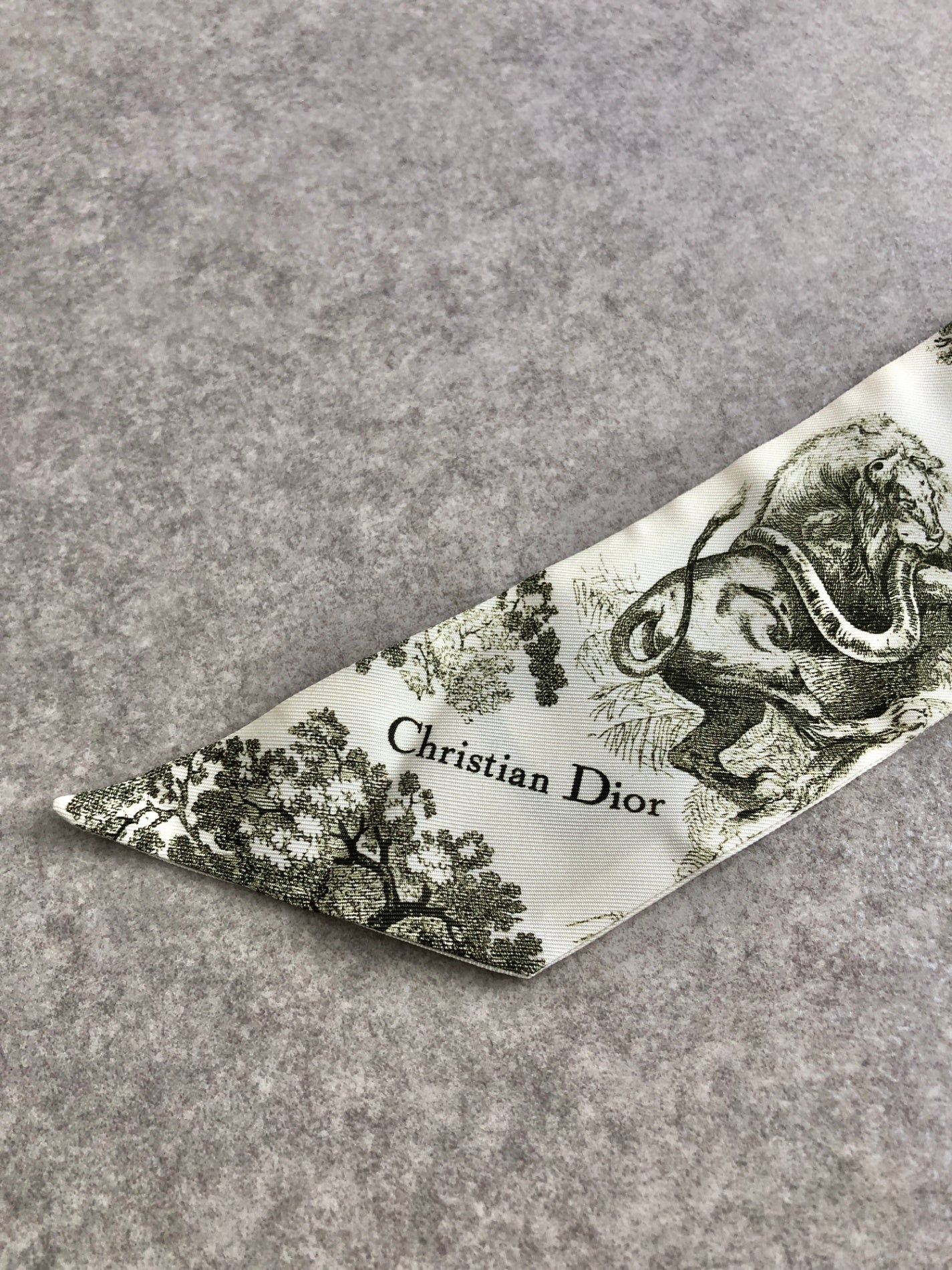 Christian Dior Logo Silk Scarf White Vintage tg52bh – VintageShop solo