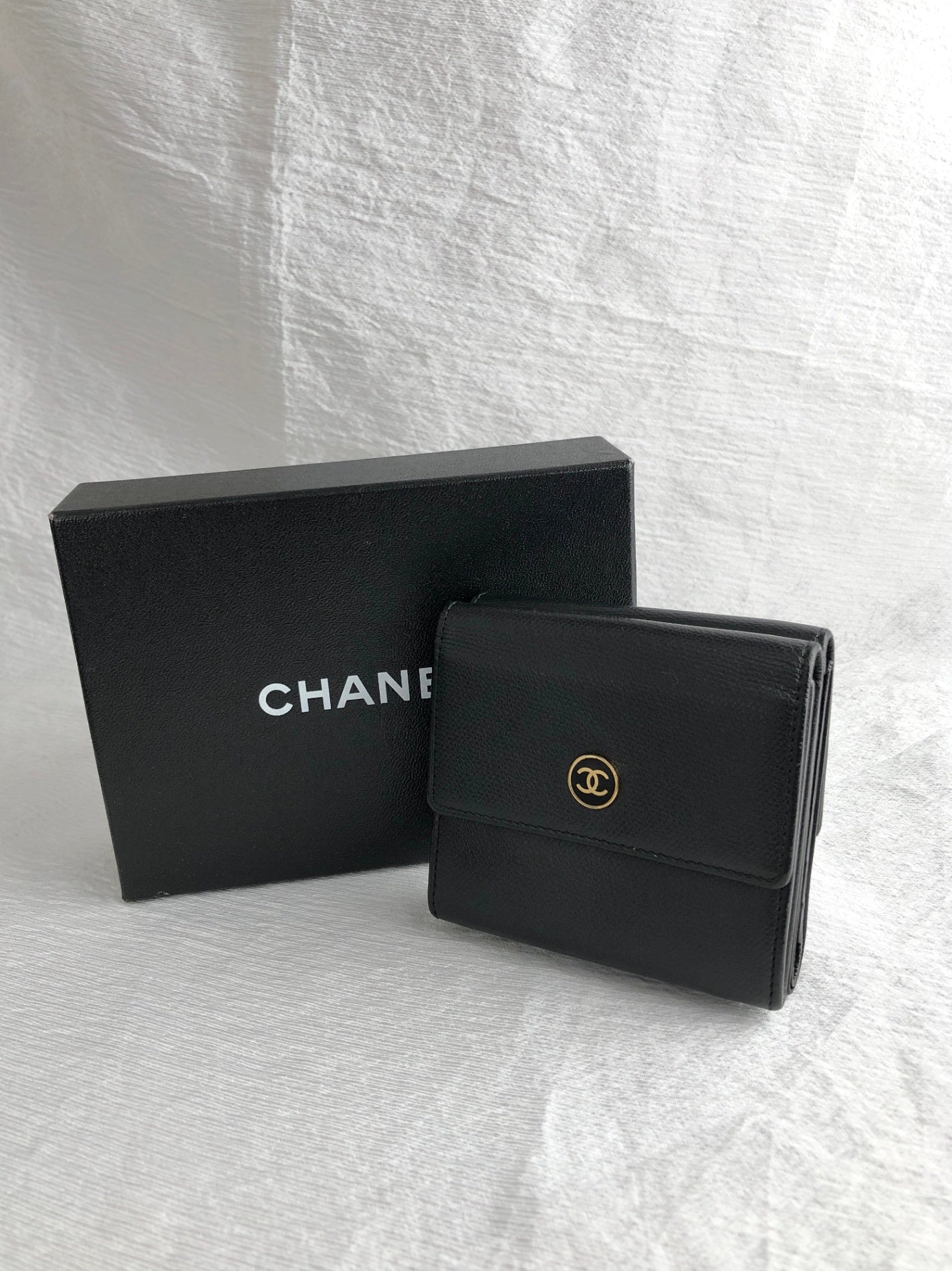 CHANEL Coco Mark Folded Wallet Black Vintage 5kt7pz