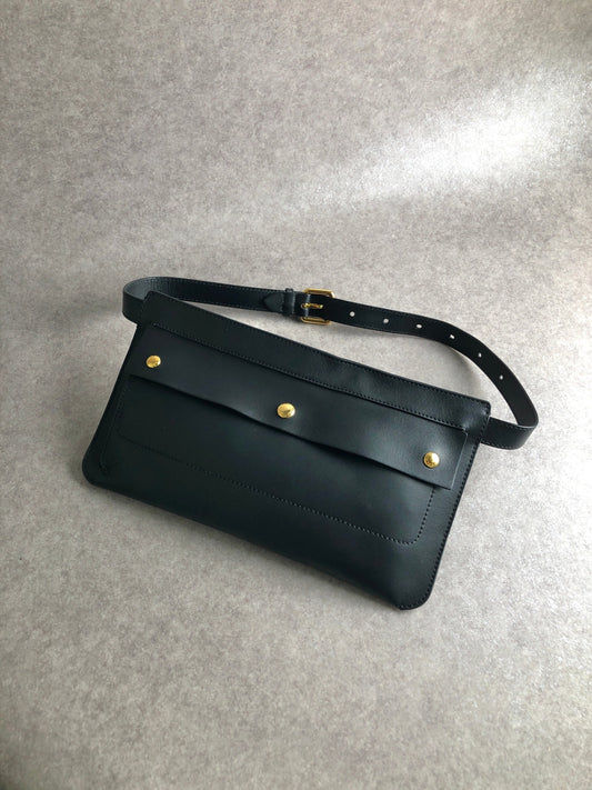 BURBERRY Sling bag Black Vintage 5y6wh2