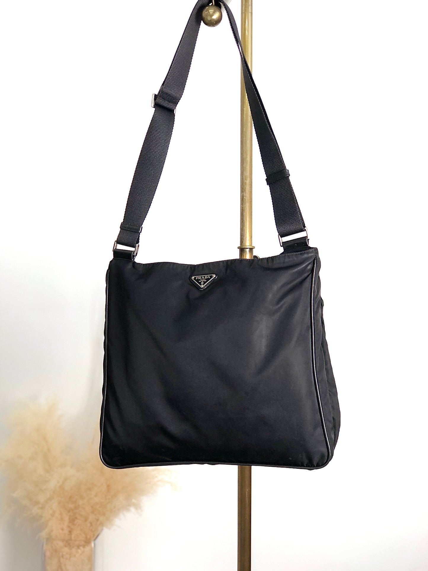 PRADA Tessuto Triangle logo Padlock Small Boston bag Handbag Black Vintage a5w87e