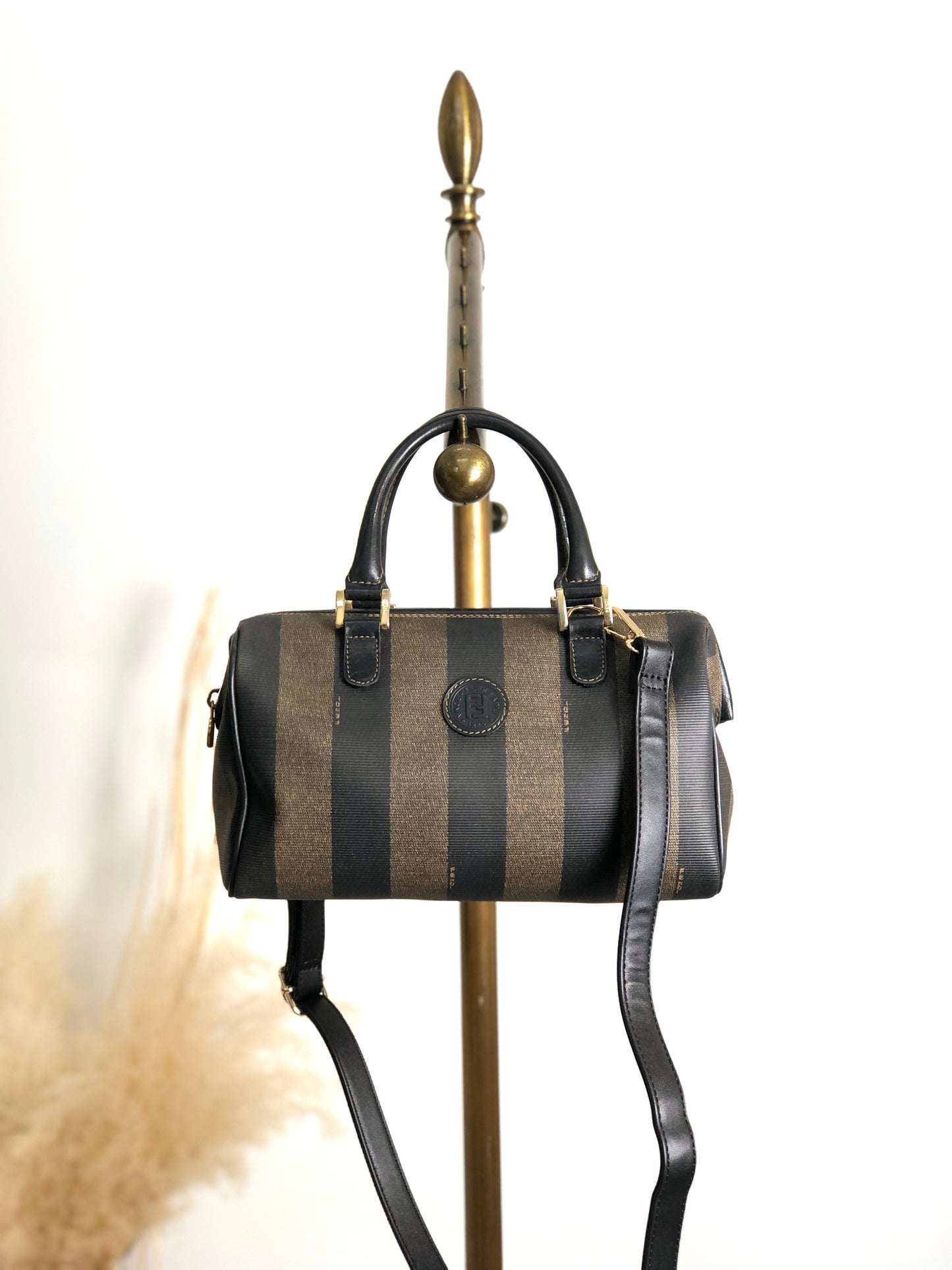 FENDI Pecan Two-way Small Boston bag Shoulder bag Black Vintage ujwz5t