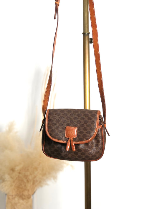 CELINE Macadam Blason Tassel Shoulder bag Brown Vintage hkgap3
