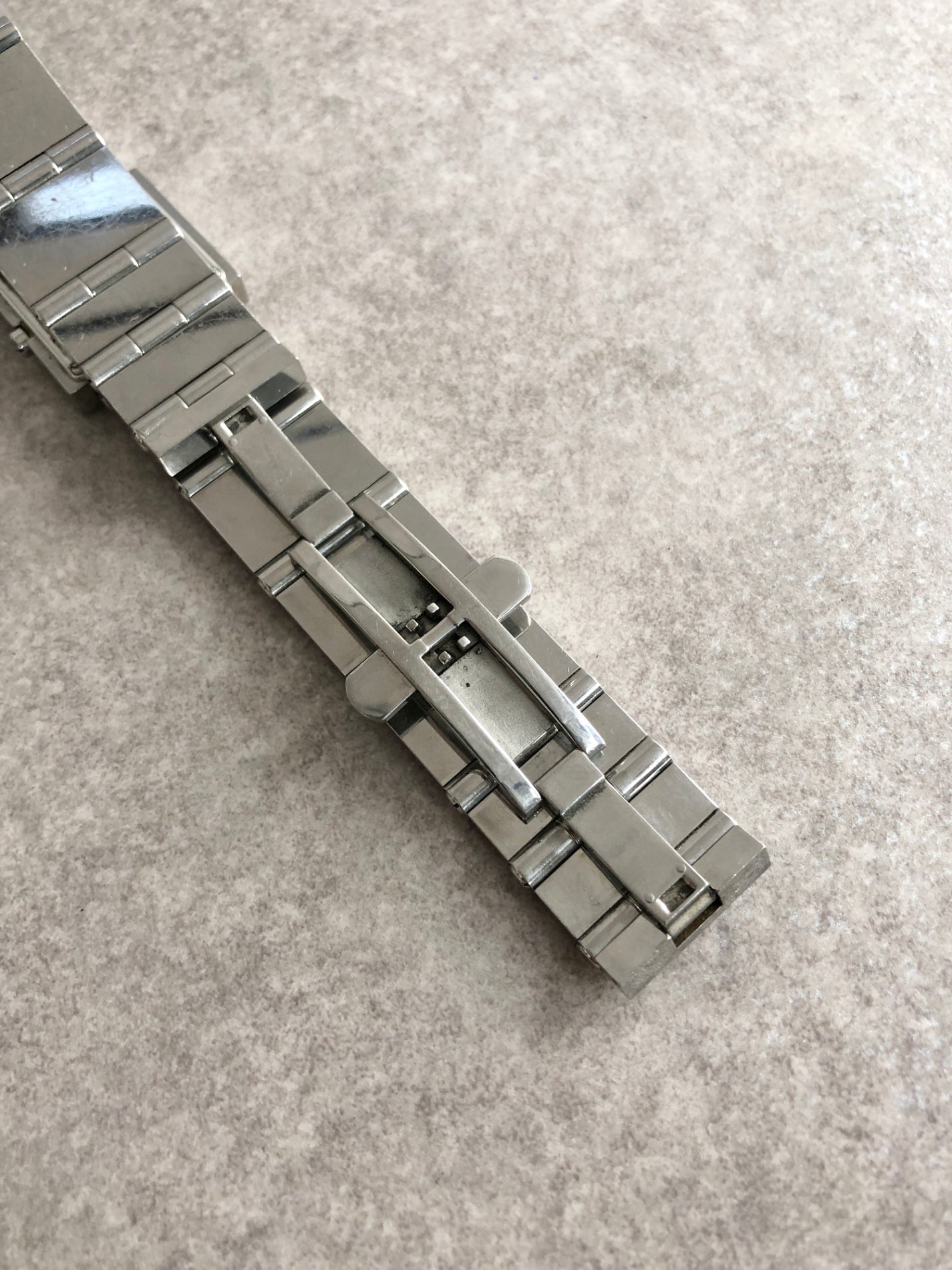 GUCCI Logo Quartz Watch Silver 600J Vintage fubfba