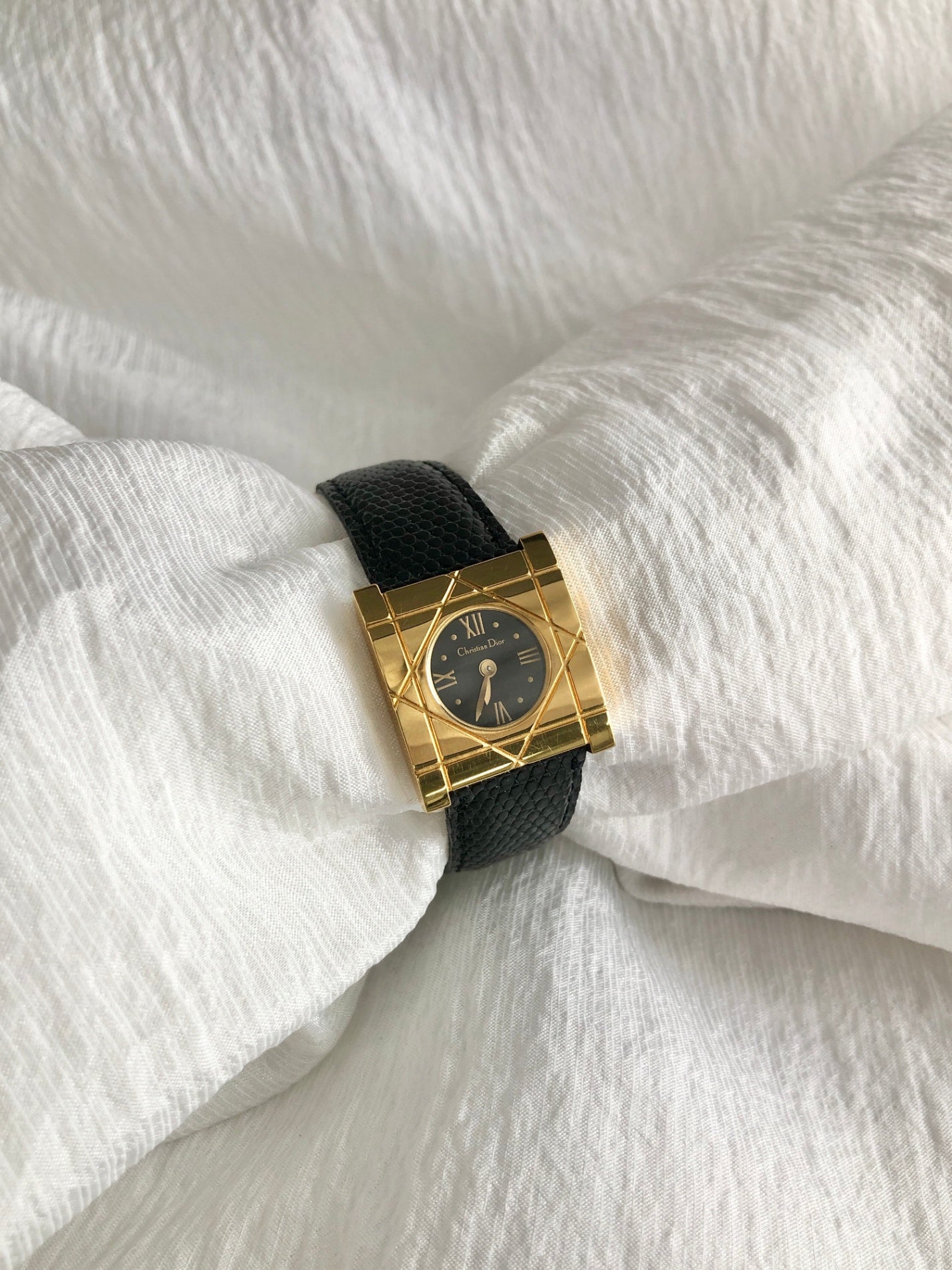Christian Dior Cannage Quartz Watch Black d82-150 Vintage jbaiuk