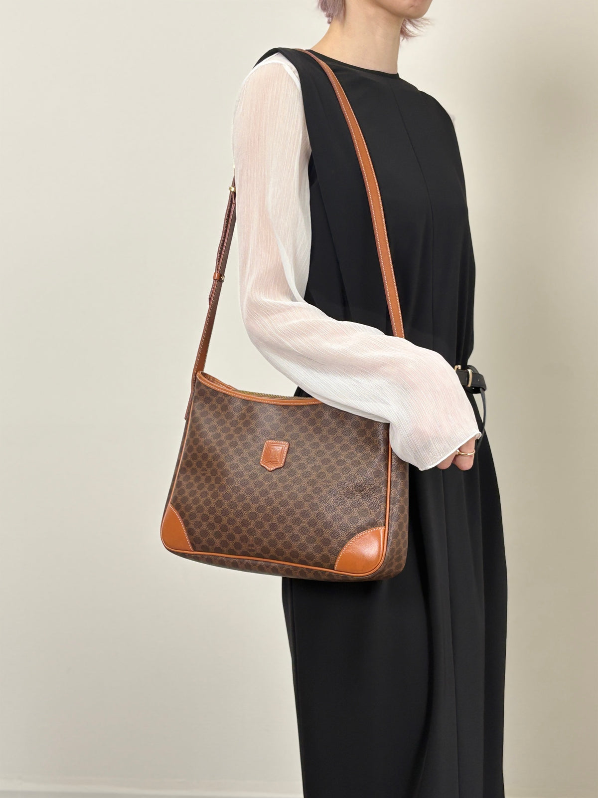 CELINE Macadam Blason Shoulder bag Hobobag Brown Vintage mtbfvr