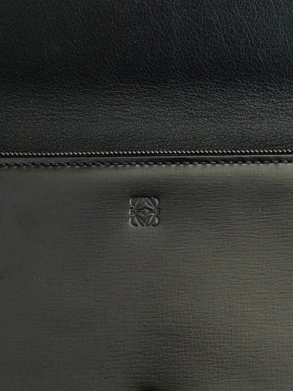 LOEWE Logo Embossed Shoulder Wallet Black Vintage yhs4zc
