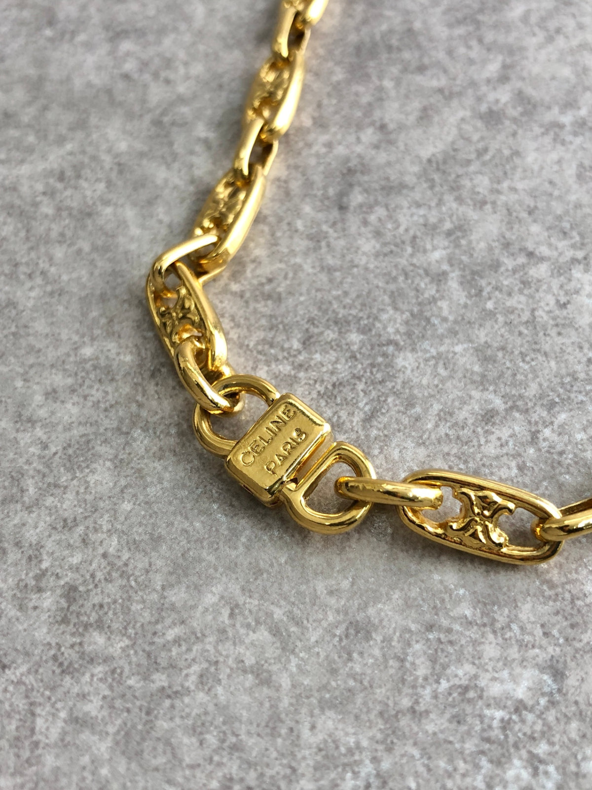 CELINE Triomphe Necklace Gold Vintage 3g8gw4