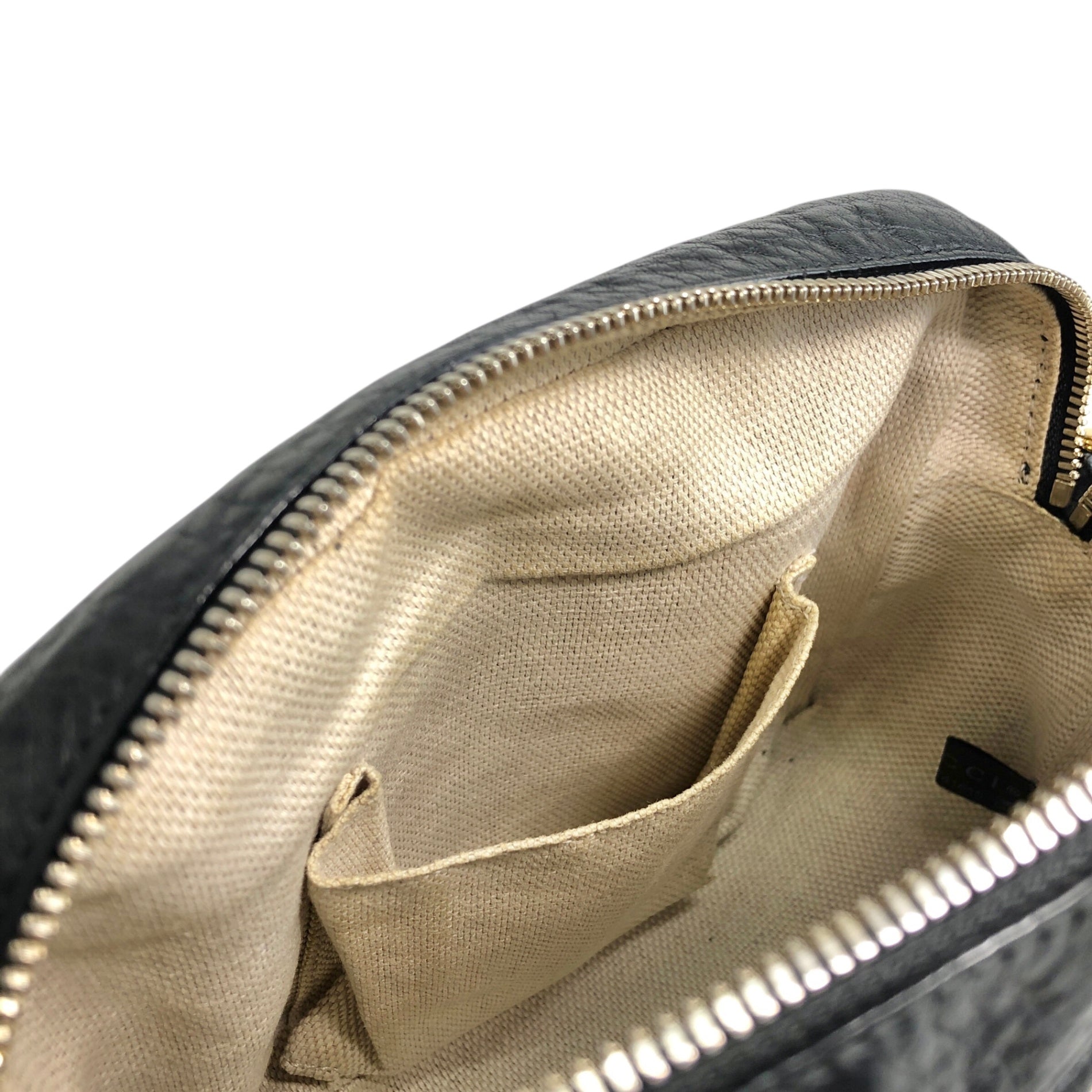GUCCI Interlocking Tassel Crossbody Shoulder bag Black Vintage