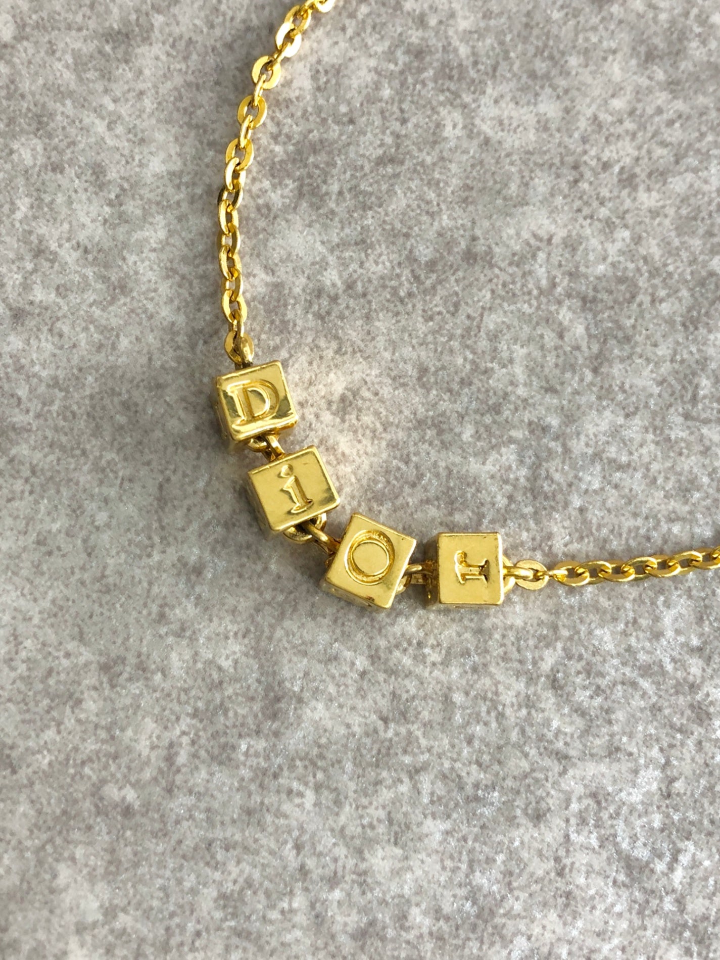 Christian Dior CD 標誌手鐲金色復古 87br52