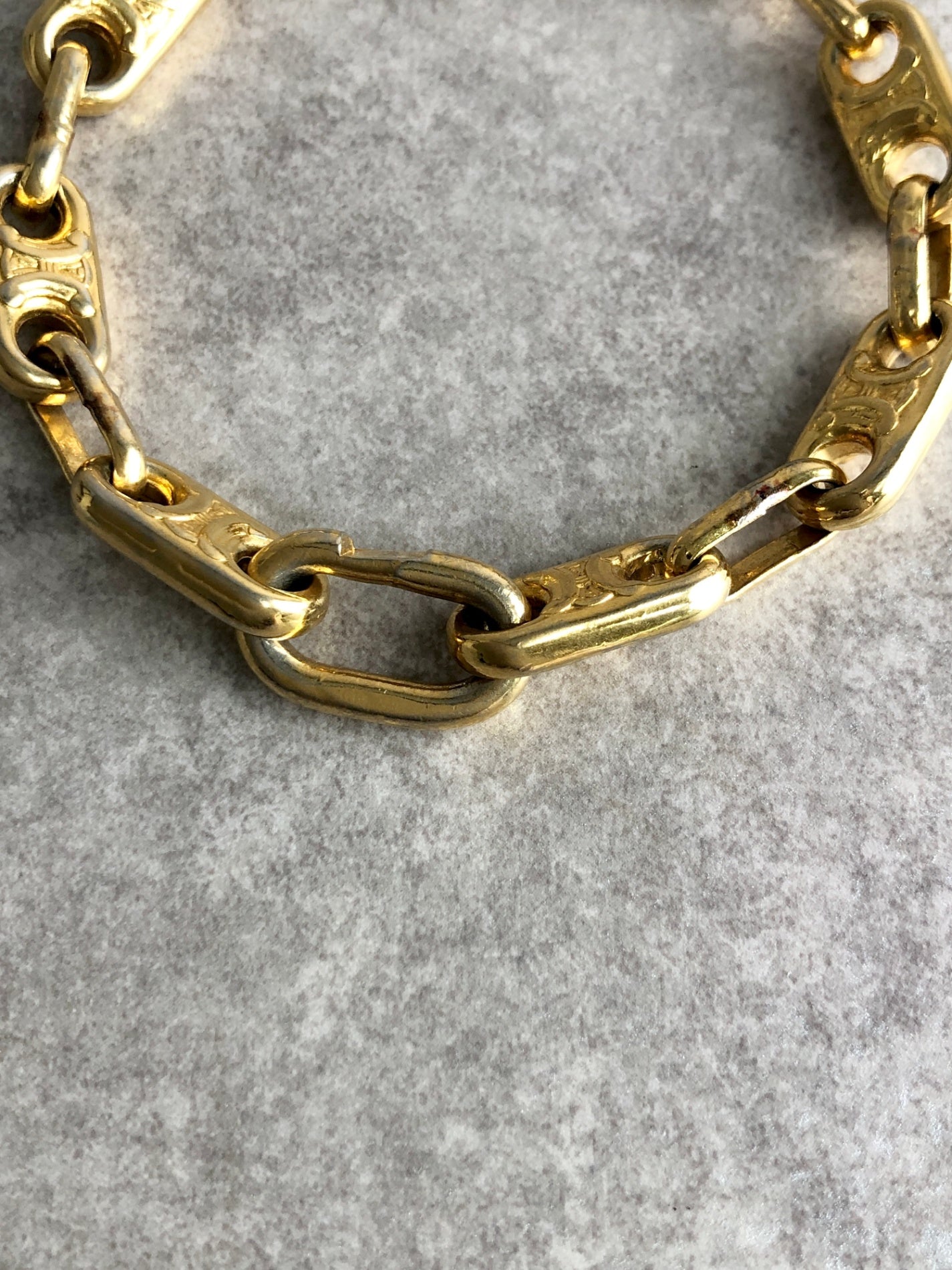 CELINE Blason Bracelet Gold Vintage 2hvthu