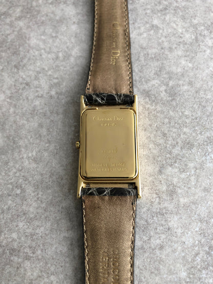 Christian Dior CD Logo Watch Gold Vintage a2gt8i