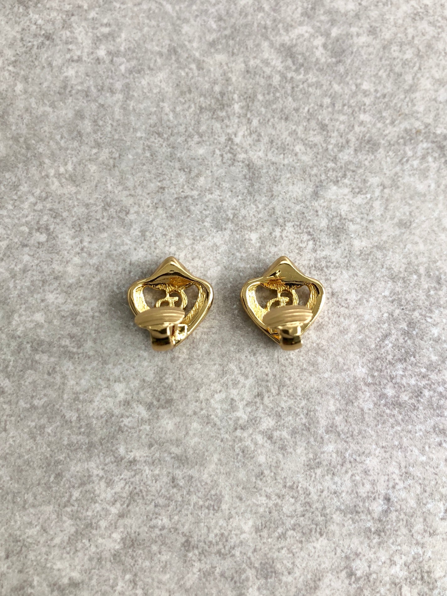 Christian Dior CD Logo Heart Motif Earrings Gold Vintage e88g44