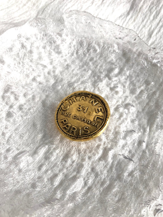 CHANEL Brooch Gold Vintage sb6gi2