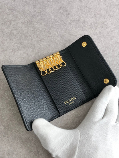PRADA Triangle Logo Key Case Black 1PG222 Vintage yngsxb