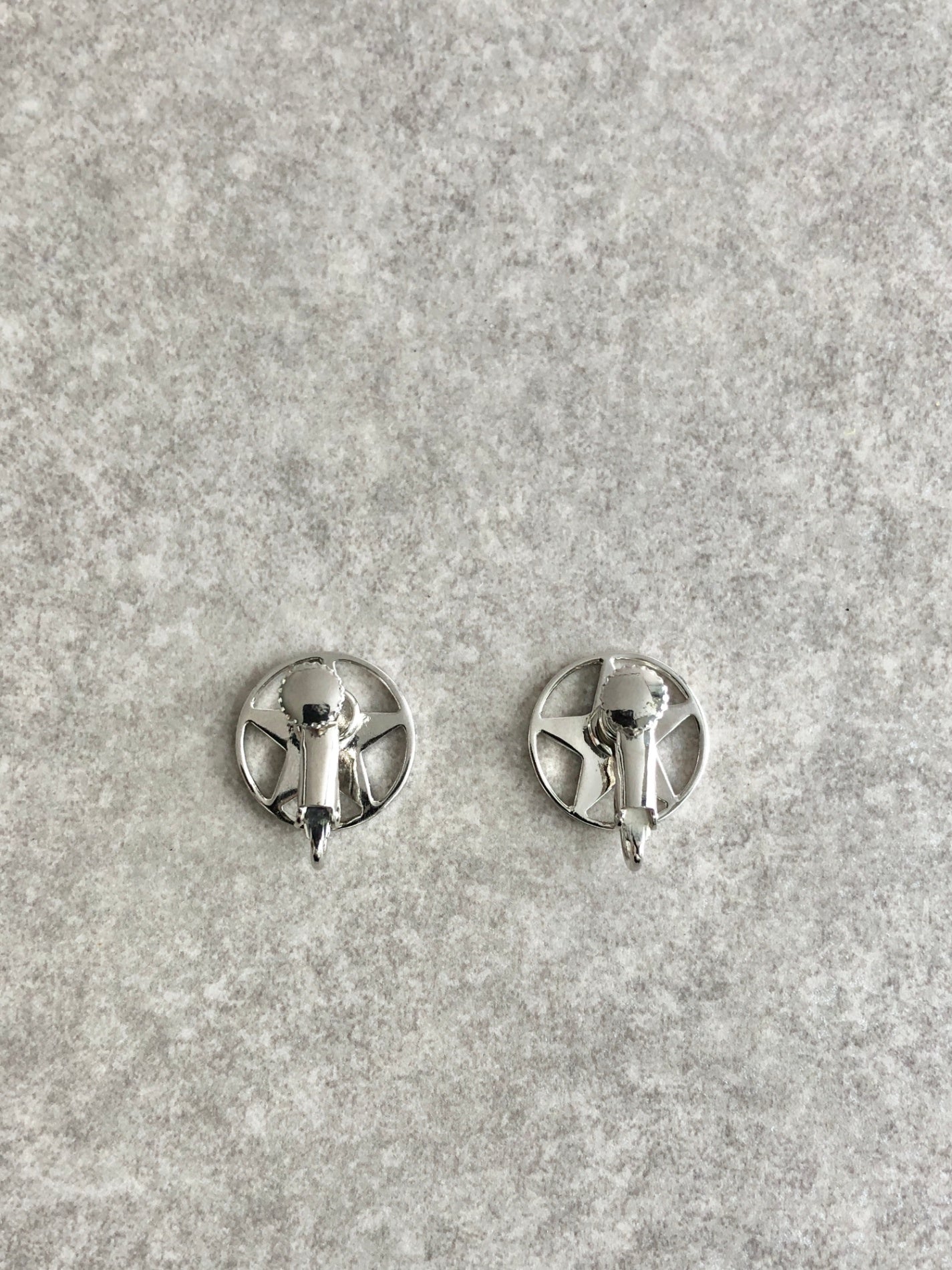 Christian Dior Logo Earrings Silver Vintage dun6w3