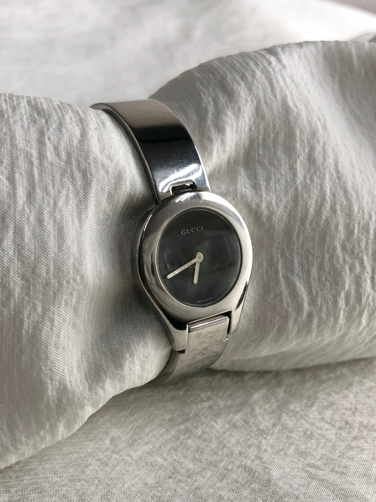 GUCCI Logo Quartz Watch Silver 6700L Vintage 7uaka3