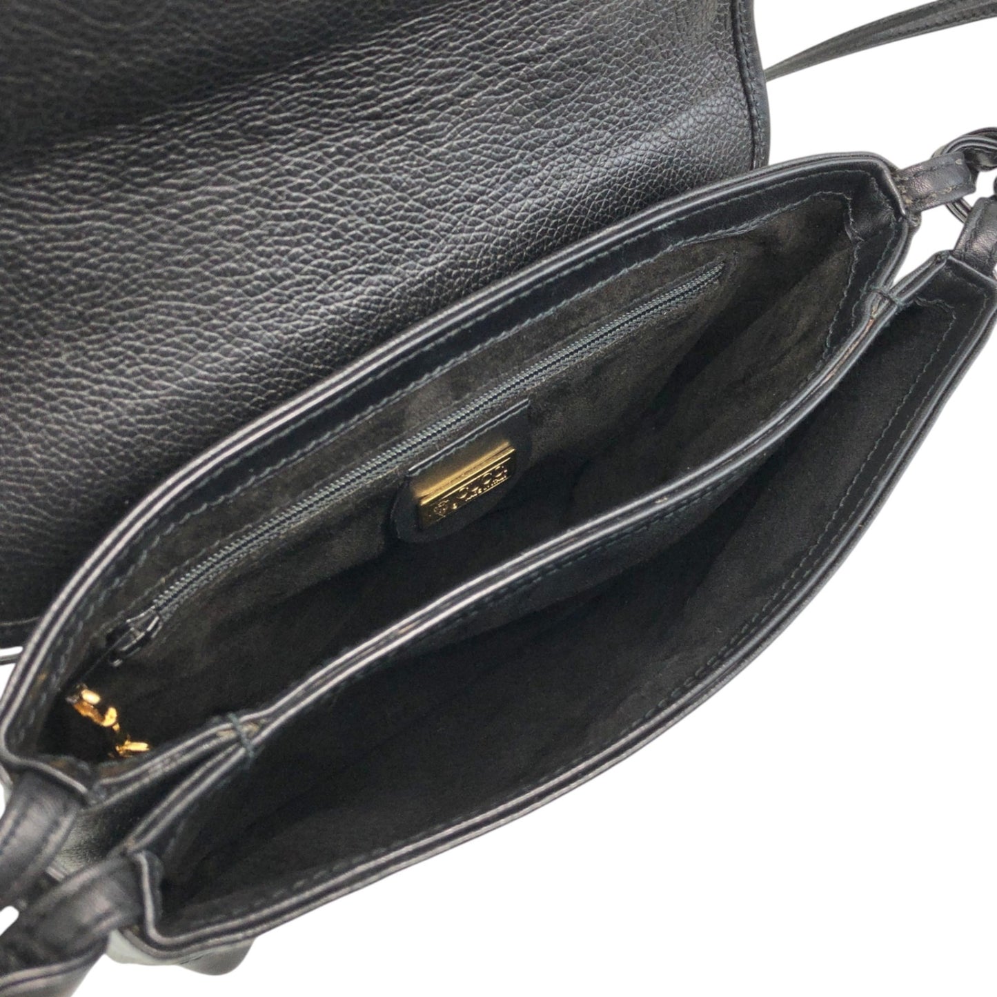 GUCCI Logo Shoulder bag Black Vintage irwn5s
