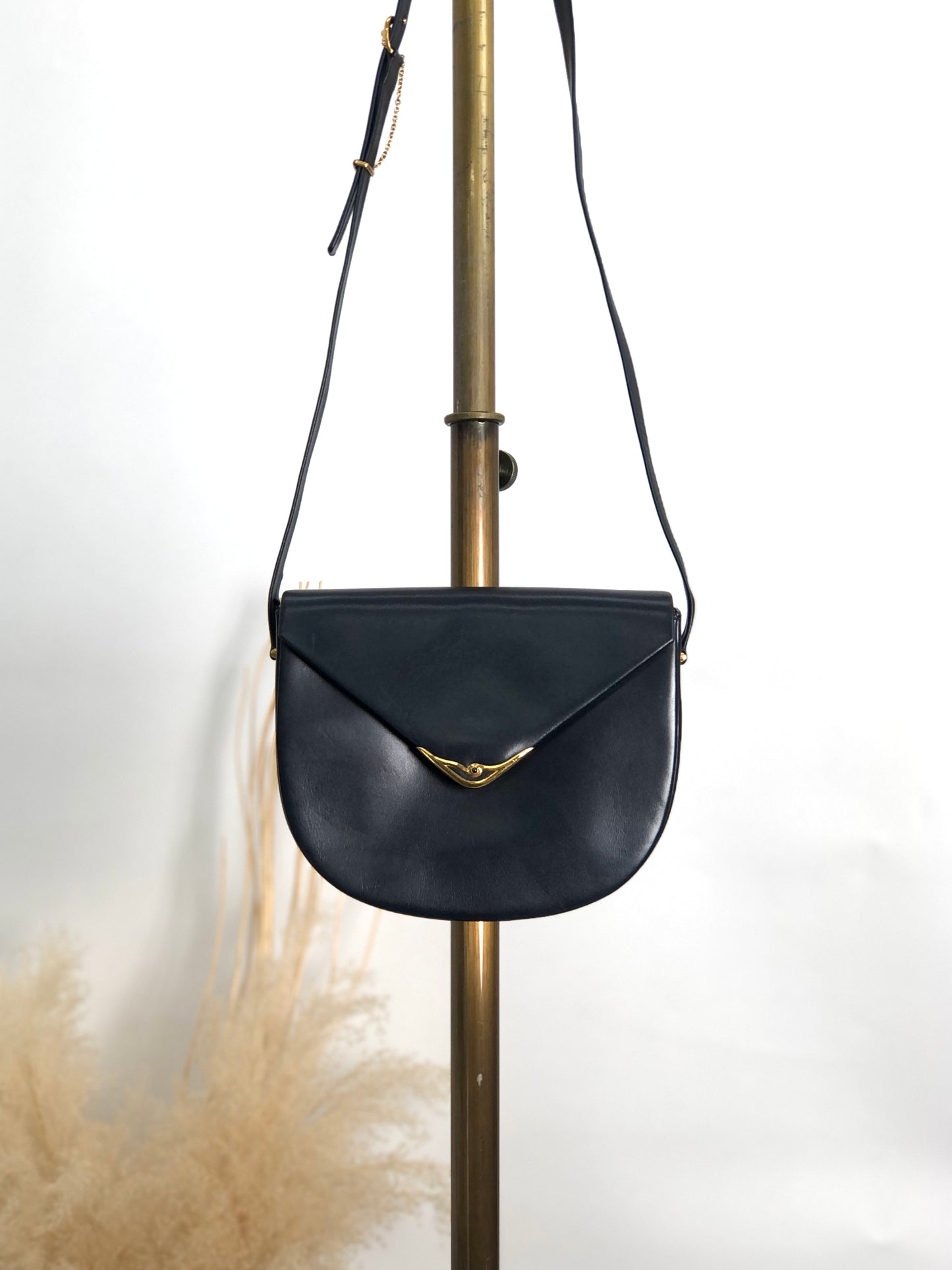 Cartier Shoulder bag Black Vintage mf27z8