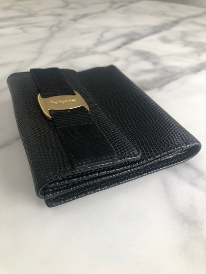 Salvatore Ferragamo Vala Trifold Wallet Black Vintage 82dxjg