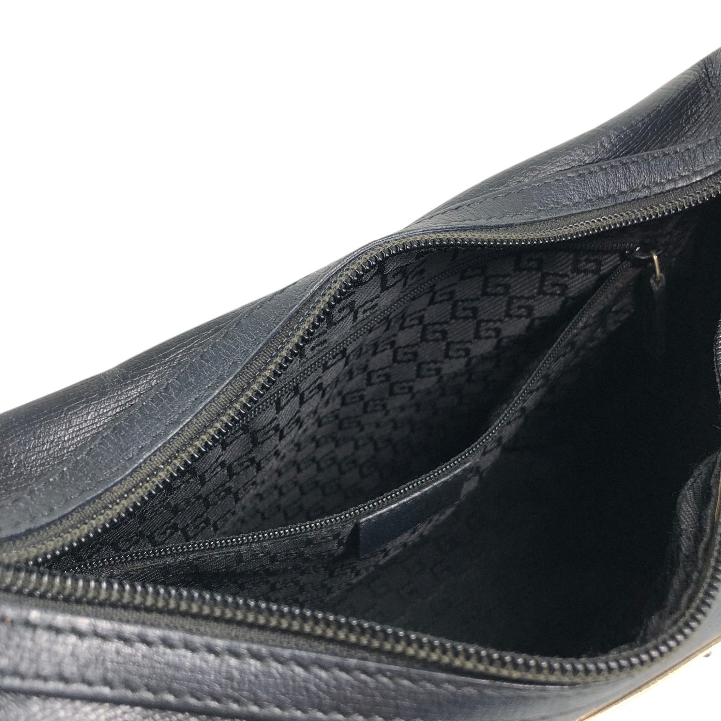 GUCCI Logo Shoulder bag Black Vintage mahiw3