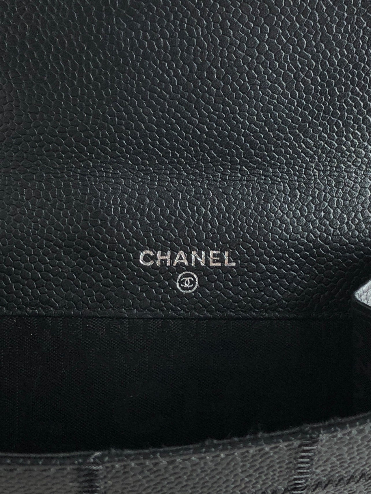 CHANEL Chocolate Bar Folded Wallet Black Vintage 2r56zg